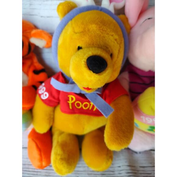 Disney Winnie The Pooh, Tigger, Eeyore, and Piglet Easter Beanies 1999 Vintage - Picture 5 of 16